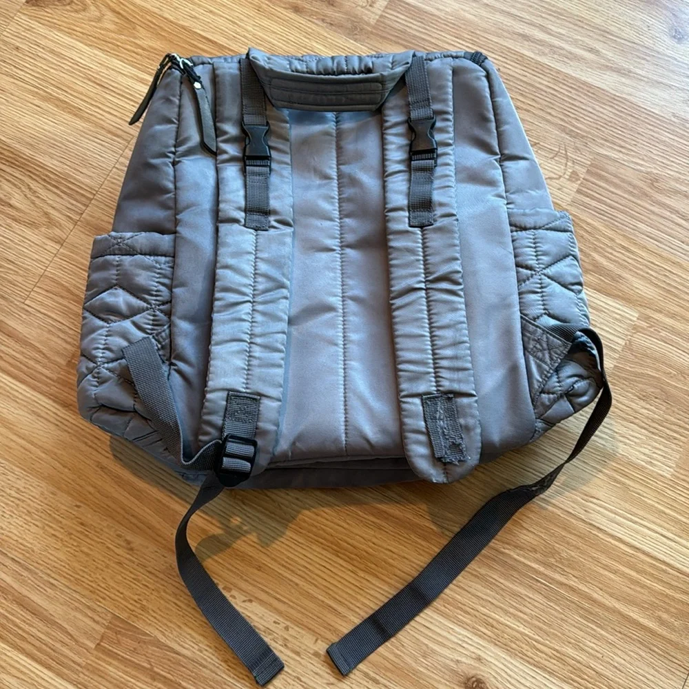 Skip Hop Diaper Bag * flawed